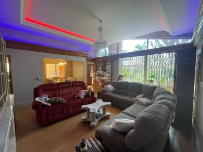 Casa com 4 Quartos à venda, 350m² no Jardim Itu, Porto Alegre
