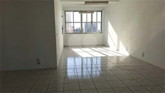 Ponto Comercial para alugar, 225m² no Mirandópolis, São Paulo