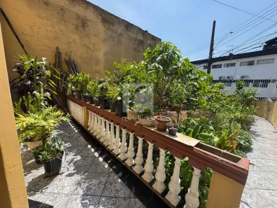 Sobrado com 3 Quartos para alugar, 128m² no Taboão, Diadema