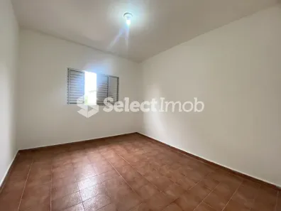 Casa com 2 Quartos para alugar, 80m² no Jardim Zaira, Mauá