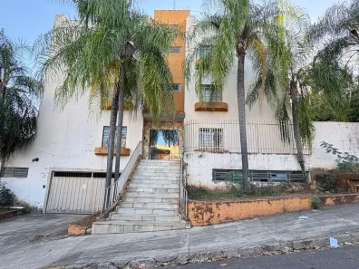 Apartamento com 2 Quartos para alugar, 60m² no Vila Claudia Glória, Presidente Prudente