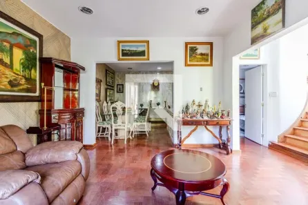 Casa com 3 Quartos à venda, 220m² no Sumaré, São Paulo