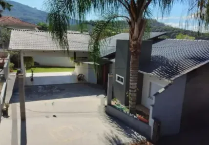 Casa com 4 Quartos à venda, 269m² no Barra do Rio Cerro, Jaraguá do Sul