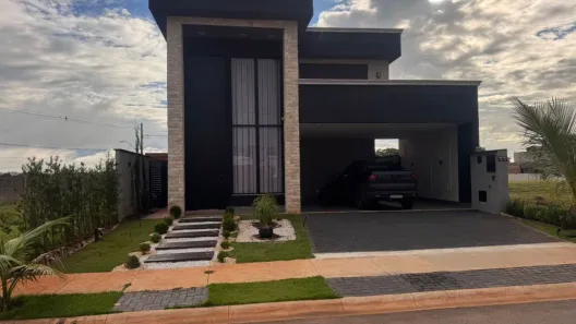 Casa com 4 Quartos à venda, 292m² no Parqville Quaresmeira, Trindade