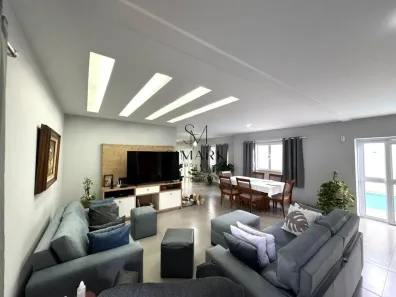Casa com 5 Quartos à venda, 350m² no Camboinhas, Niterói