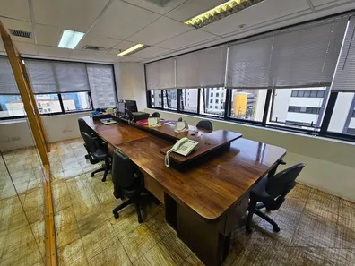 Sala Comercial para venda ou aluguel, 75m² no Itaim Bibi, São Paulo