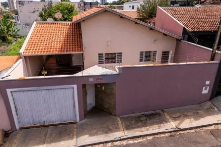Casa com 2 Quartos à venda, 219m² no Centro, Araraquara