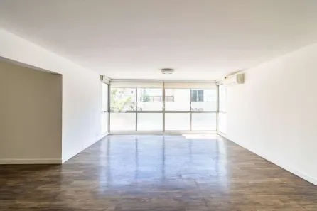 Apartamento com 3 Quartos à venda, 250m² no Cerqueira César, São Paulo