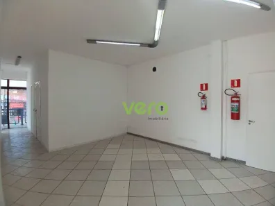 Ponto Comercial para alugar, 153m² no Antônio Zanaga, Americana