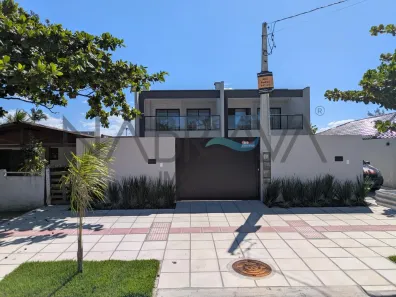 Sobrado com 3 Quartos à venda, 140m² no Guaratuba, Guaratuba