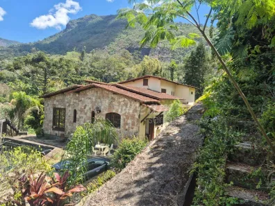 Casa com 6 Quartos à venda, 400m² no Posse, Teresópolis