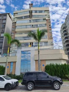 Apartamento com 3 Quartos para alugar, 151m² no Centro, Navegantes