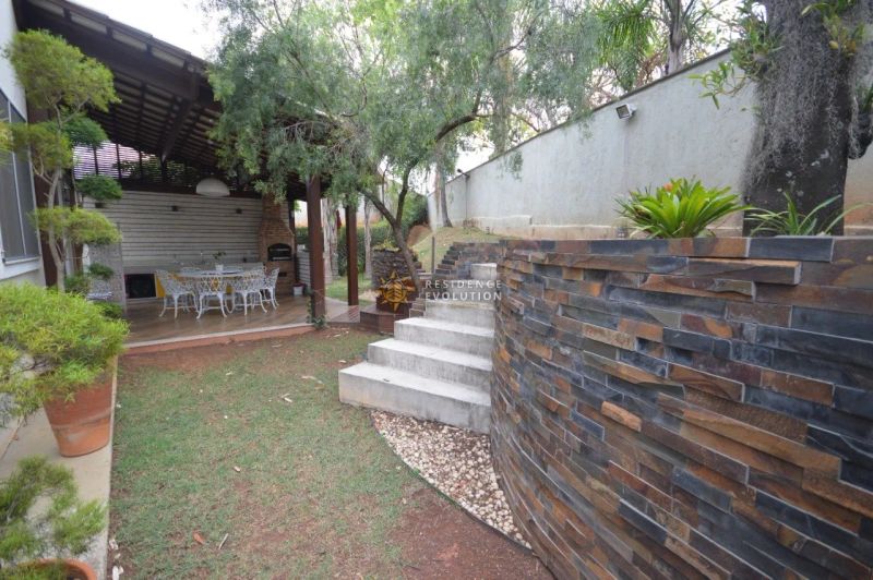 Casa em condomínio com 3 quartos — Garças, Belo Horizonte