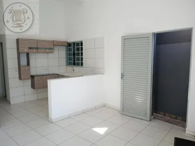 Casa com 1 Quarto para alugar, 30m² no Vila Santa Maria, São Paulo