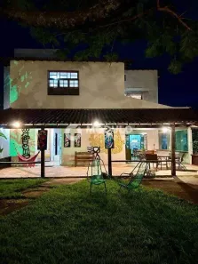 Imóvel Comercial com 5 Quartos para alugar, 350m² no Jardim Karaíba, Uberlândia