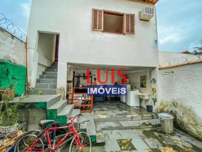 Casa com 4 Quartos à venda, 230m² no Piratininga, Niterói