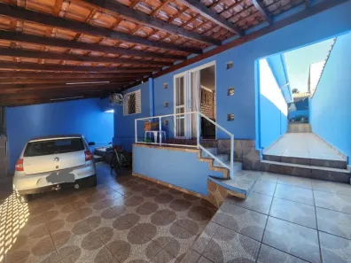 Casa com 2 Quartos à venda, 193m² no Parque São Paulo (Vila Xavier), Araraquara