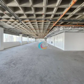 Sala Comercial para alugar, 555m² no Parque Industrial Tomas Edson, São Paulo