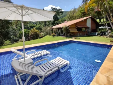 Casa de Condomínio com 2 Quartos à venda, 92m² no Nogueira, Petrópolis
