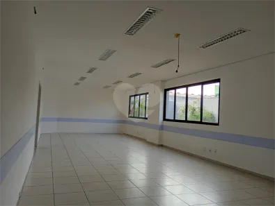 Prédio Comercial para alugar, 600m² no Socorro, São Paulo