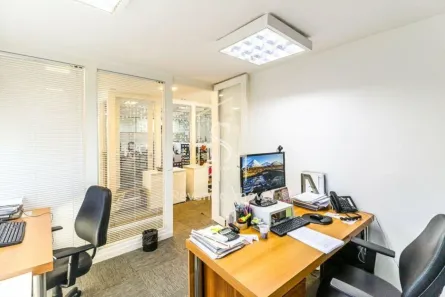 Sala Comercial com 1 Quarto à venda, 154m² no Jardim Paulistano, São Paulo