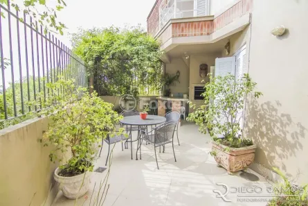 Casa de Condomínio com 3 Quartos à venda, 294m² no Vila Conceição, Porto Alegre