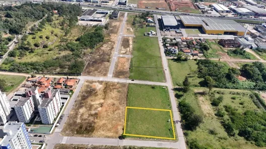 Lote/Terreno à venda, 2559m² no Humaitá, Tubarão