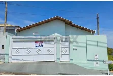 Casa com 3 Quartos à venda, 161m² no Conjunto Habitacional Roque Ortiz Filho, Botucatu