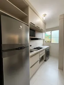 Apartamento com 2 Quartos para alugar, 48m² no Zona 06, Maringá