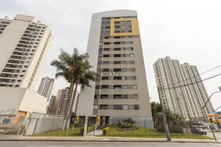 Apartamento com 2 Quartos à venda, 67m² no Cabral, Curitiba