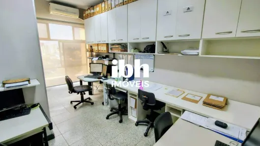Sala Comercial à venda, 56m² no Santa Efigênia, Belo Horizonte