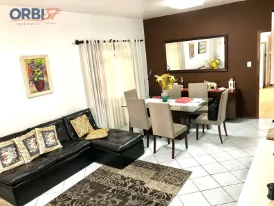 Casa com 3 Quartos à venda, 210m² no Victor Konder, Blumenau