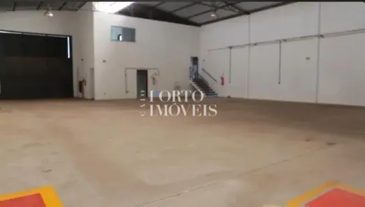 Galpão/Depósito/Armazém para alugar, 430m² no Jardim América, Paulínia