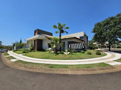 Sobrado com 4 Quartos à venda, 365m² no Residencial Damha II, Campo Grande