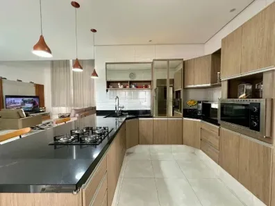 Casa de Condomínio com 3 Quartos à venda, 180m² no Swiss Park, Campinas