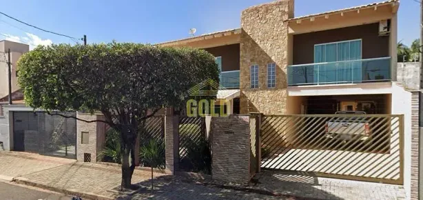 Sobrado com 3 Quartos à venda, 256m² no Jardim Esperança, Londrina