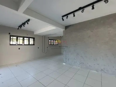 Sala Comercial para alugar, 61m² no Petrópolis, Joinville