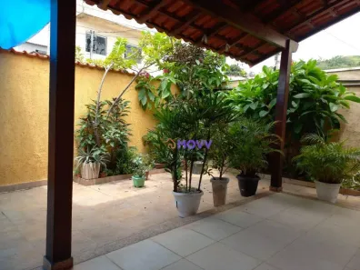Casa com 2 Quartos à venda, 360m² no Colubande, São Gonçalo