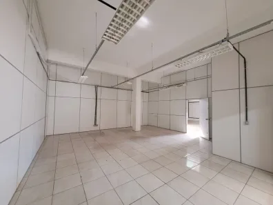 Sala Comercial para alugar, 3700m² no São Geraldo, Porto Alegre