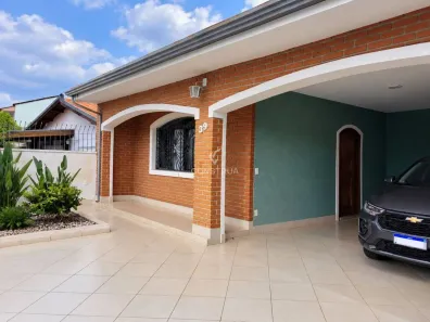 Casa com 2 Quartos à venda, 182m² no Jardim García, Campinas