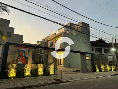 Casa de Condomínio com 4 Quartos à venda, 180m² no Itaipu, Niterói