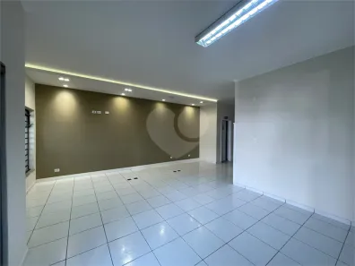 Casa com 5 Quartos para alugar, 400m² no Tatuapé, São Paulo