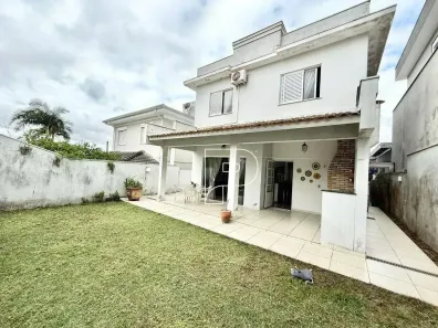 Casa de Condomínio com 3 Quartos à venda, 205m² no Moinho Velho, Cotia