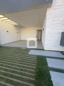 Casa com 3 Quartos à venda, 159m² no Laranjeiras, Uberlândia