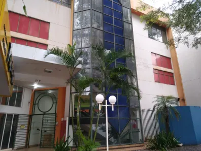 Prédio Comercial com 12 Quartos para alugar, 300m² no Zona 04, Maringá