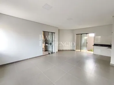 Casa com 2 Quartos para alugar, 100m² no Colúmbia, Londrina