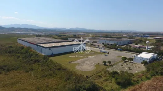 Galpão/Depósito/Armazém para alugar, 2137m² no Parque Embaixador, Resende