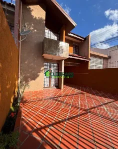 Sobrado com 3 Quartos à venda, 106m² no Boqueirão, Curitiba