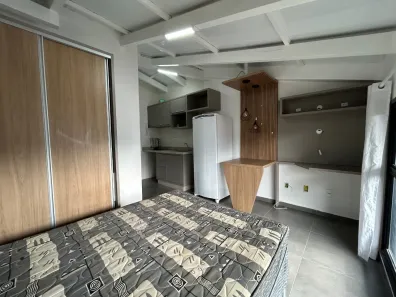 Apartamento com 1 Quarto para alugar, 22m² no Carvoeira, Florianópolis