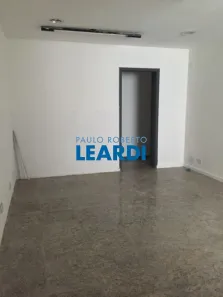 Imóvel Comercial à venda, 100m² no Condomínio Centro Comercial Alphaville, Barueri
